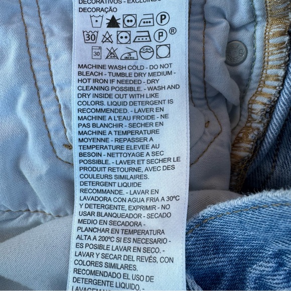 Levi’s 501 Premium Straight Leg Jeans | Button Fly | Medium Wash - Picture 9 of 13